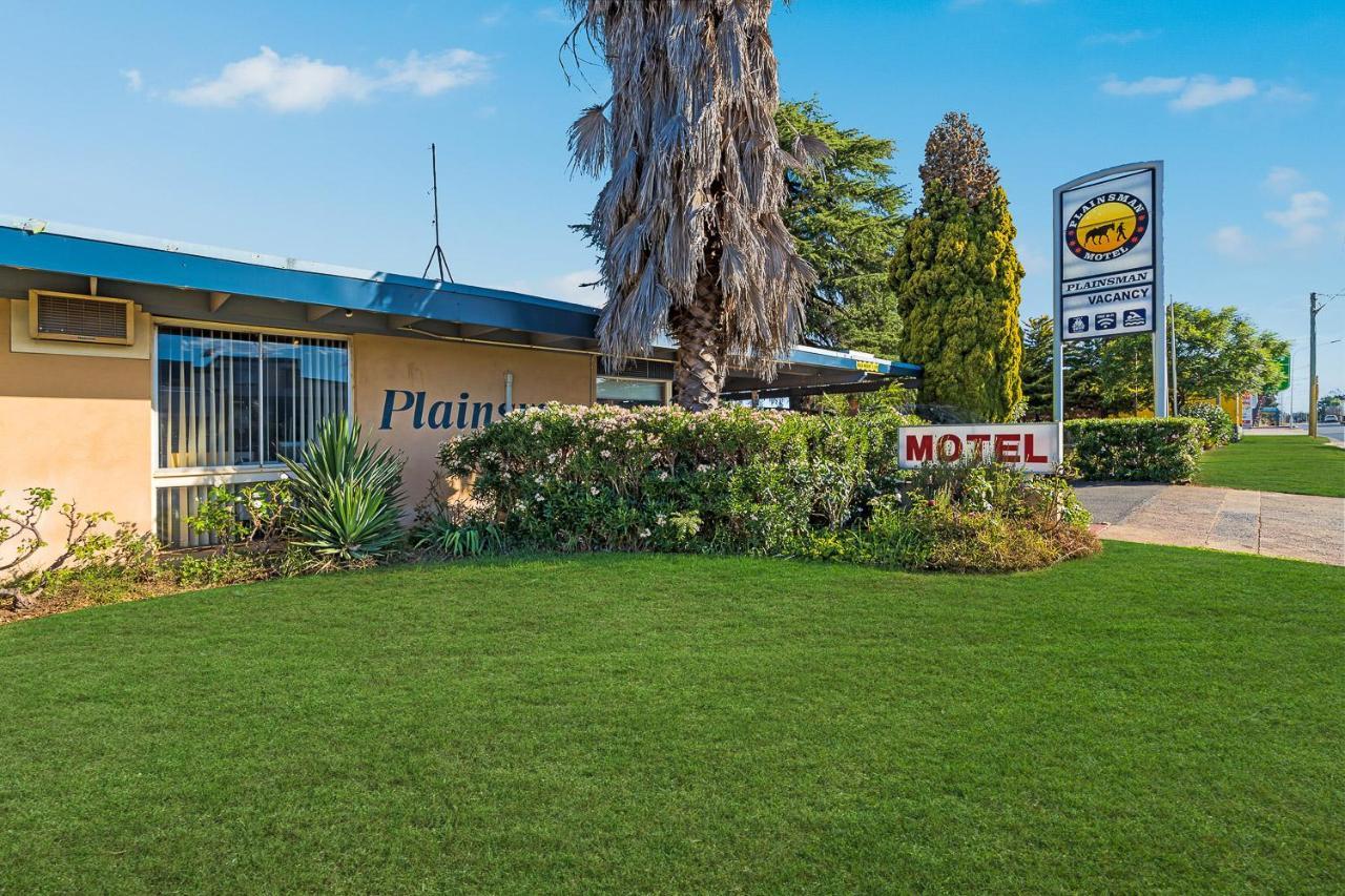 Plainsman Motel Forbes Eksteriør billede