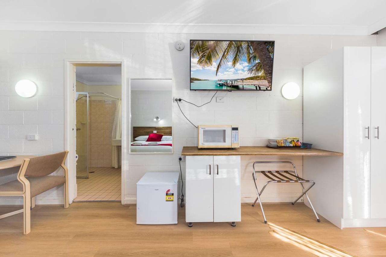 Plainsman Motel Forbes Eksteriør billede