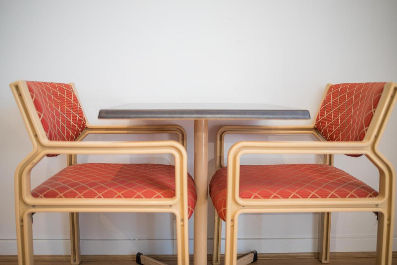 Plainsman Motel Forbes Eksteriør billede